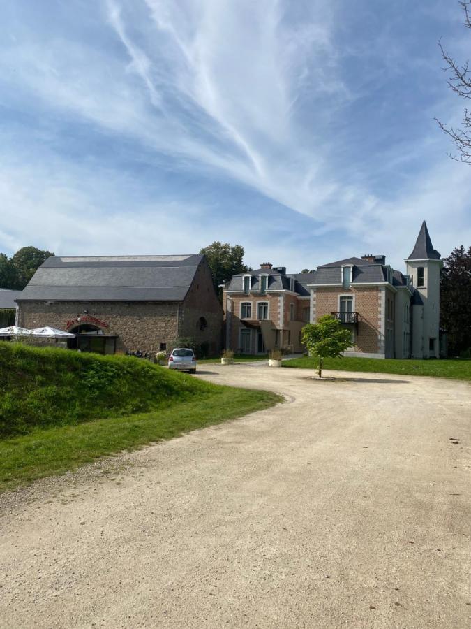La Chambre Du Chateau De Bernalmont Liège Eksteriør bilde
