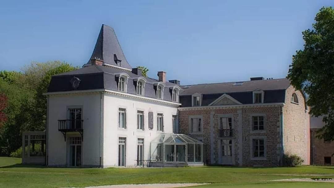 La Chambre Du Chateau De Bernalmont Liège Eksteriør bilde